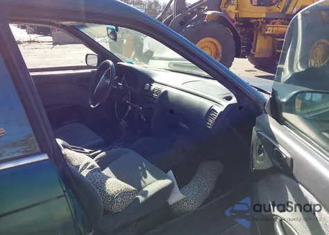 1998 Subaru Legacy L/Right Hand Postal Drive z USA, uszkodzony, nr VIN 4S3BK4351W7321501